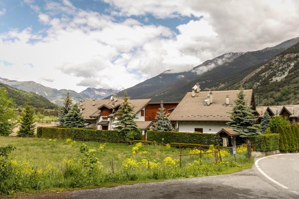 Cielo Blu Casa Alpina Vialattea Villa Oulx Luaran gambar